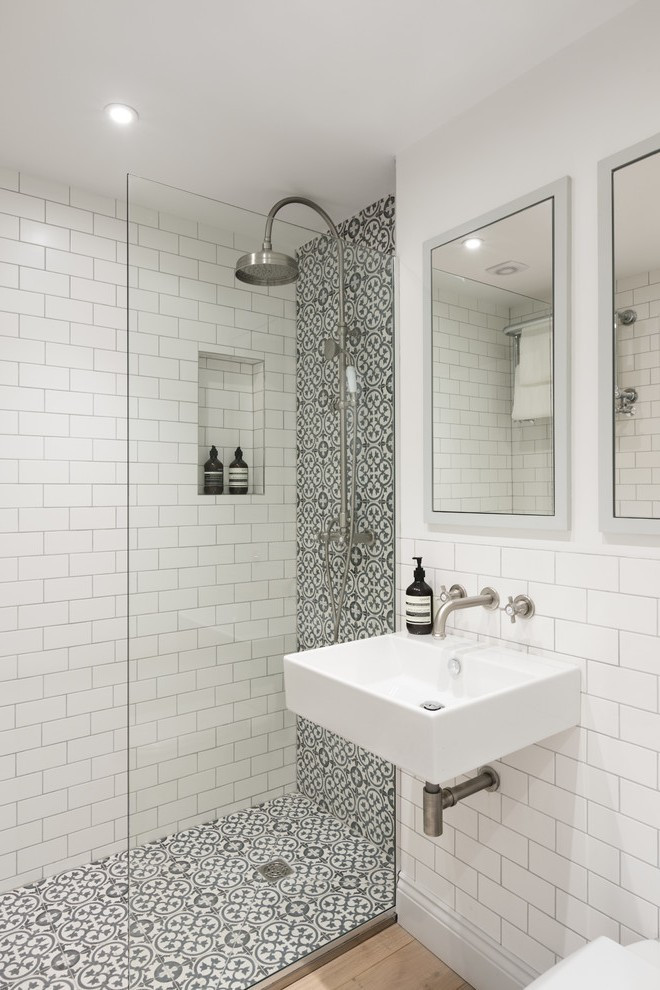 Bathroom Shower Images
 Blooming Small Shower Tile Designs with Apartment Flat