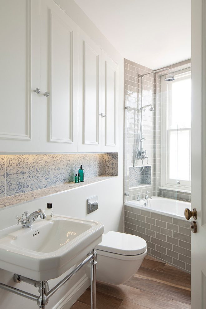 Bathroom Tile Shower
 Beautiful Subway Tile Small Bathroom with Decor Wainscoting