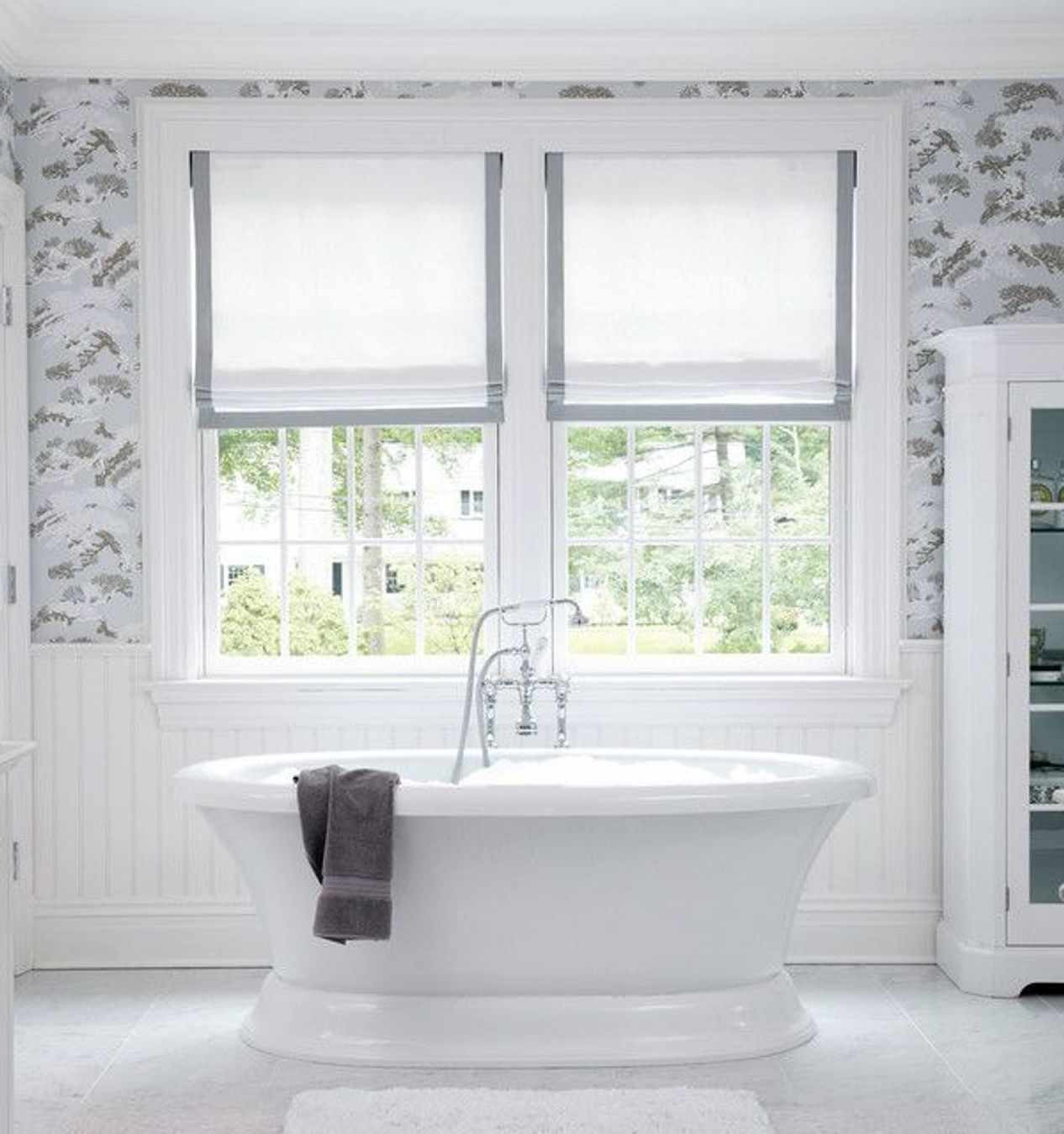 Bathroom Windows In Shower
 9 Bathroom Window Treatment Ideas