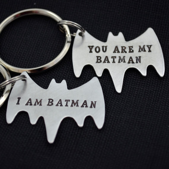 Batman Gift Ideas For Boyfriend
 Personalisierte Hand gestempelt paar Schlüsselbund Set