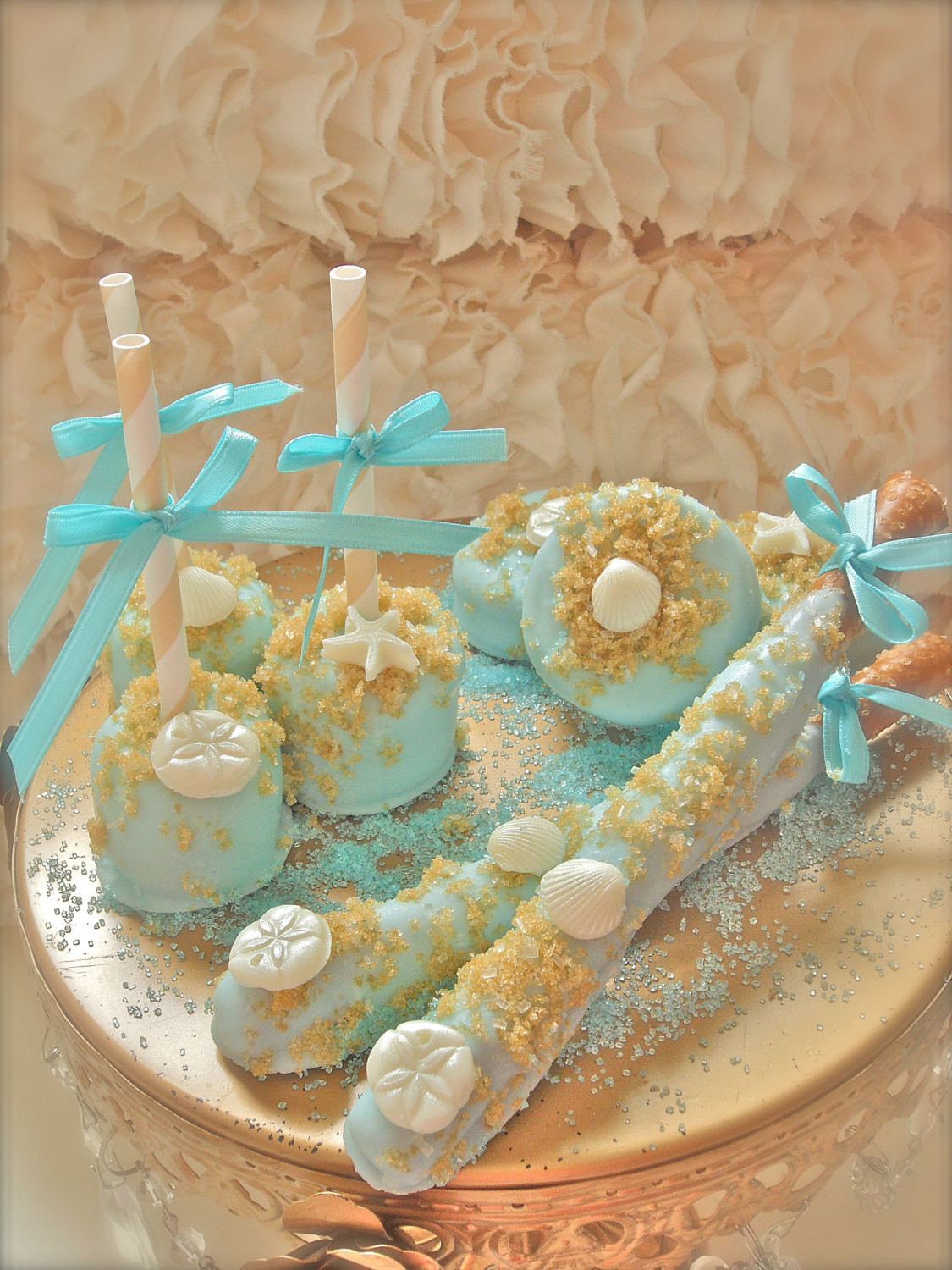 Beach Themed Wedding Favors
 Edible Wedding Favors Beach Seashells plete Candy Buffet