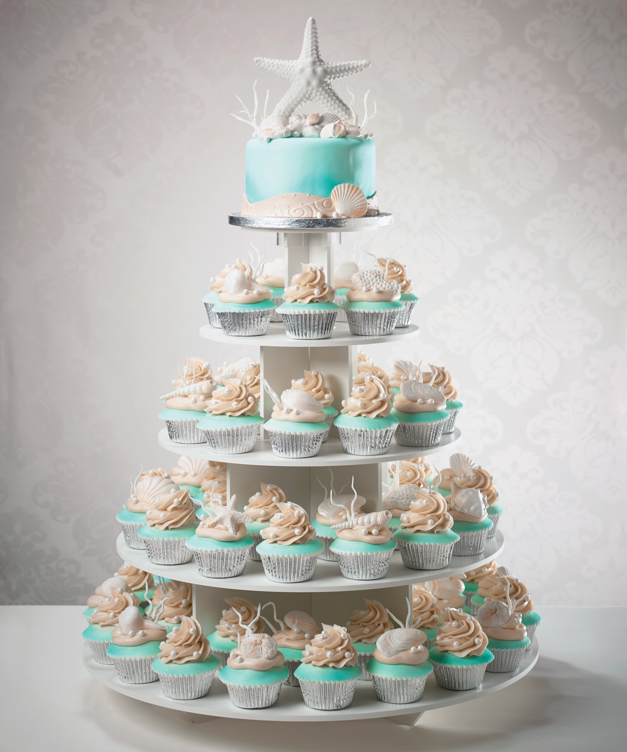 Beach Wedding Cake Ideas
 Seashell Assortment Gum Paste Layon