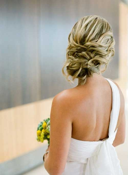 Beach Wedding Hairstyles
 20 Beach Wedding Hairstyles for Long Hair