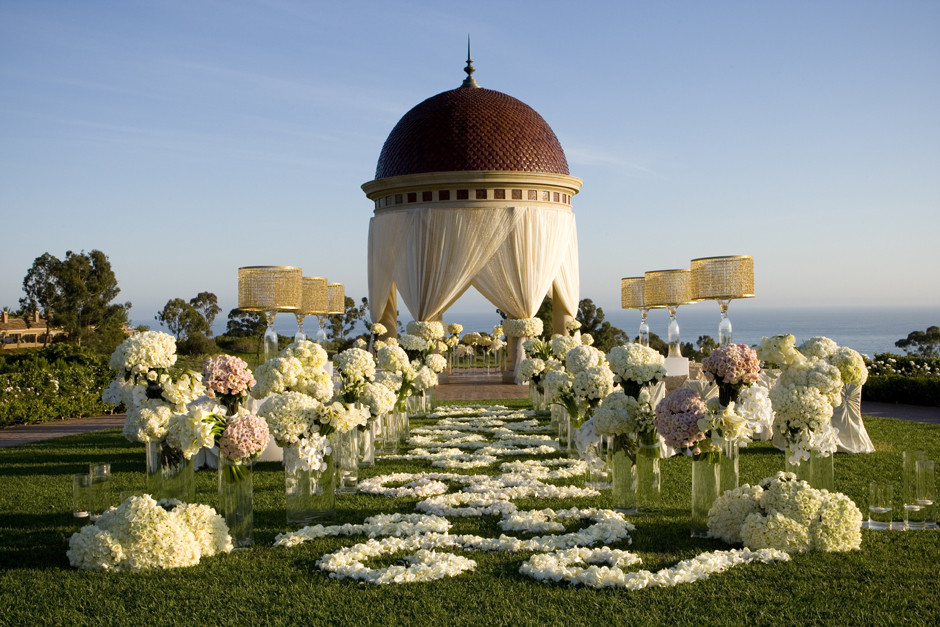 Beach Wedding Venues In California
 Pelican Hill Mindy Weiss Party Consultants