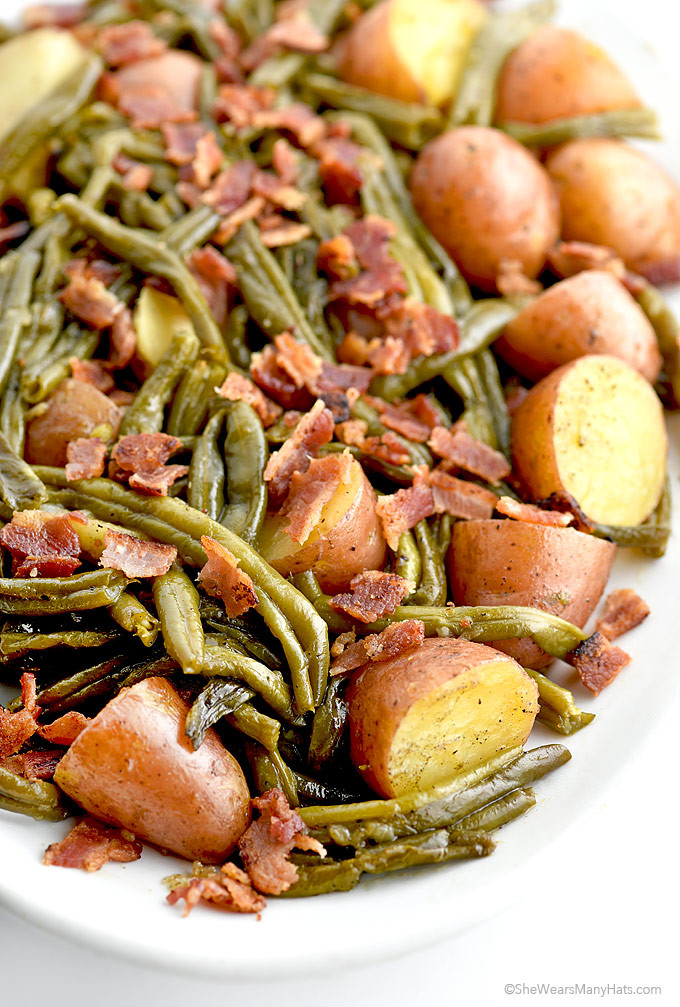 Beans Greens Potatoes
 Southern Green Beans and Potatoes with Vidalia ion and