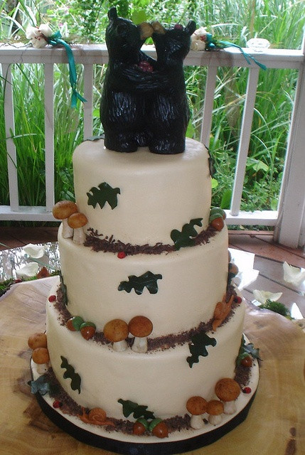 Bear Wedding Cake Topper
 Black Bear Wedding Cake Topper Wedding Ideas
