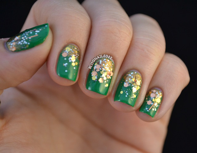 Beautiful Nails Sonoma
 Green nails with gold sparkles Beauty Board