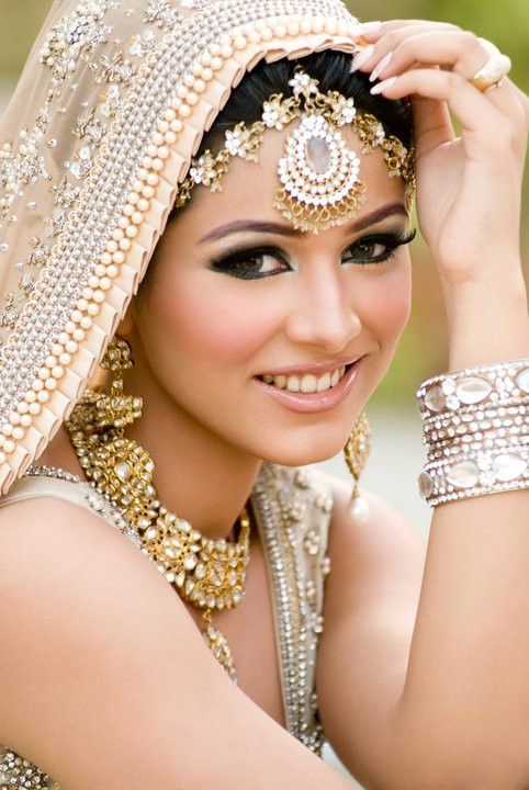 Beautiful Wedding Makeup
 New Briedal Makeup Collection 2011 Fashion Pakistan