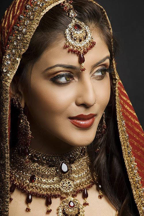 Beautiful Wedding Makeup
 SECRETS OF BEAUTY INDIAN MAKE UP IMAGES