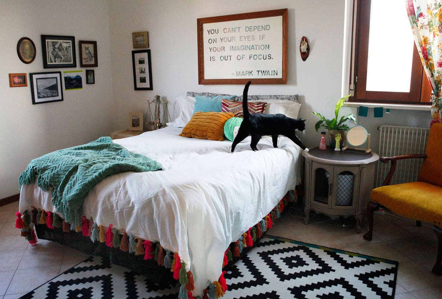 Bedroom DIY Decorating Ideas
 24 DIY Bedroom Decor Ideas To Inspire You With Printables