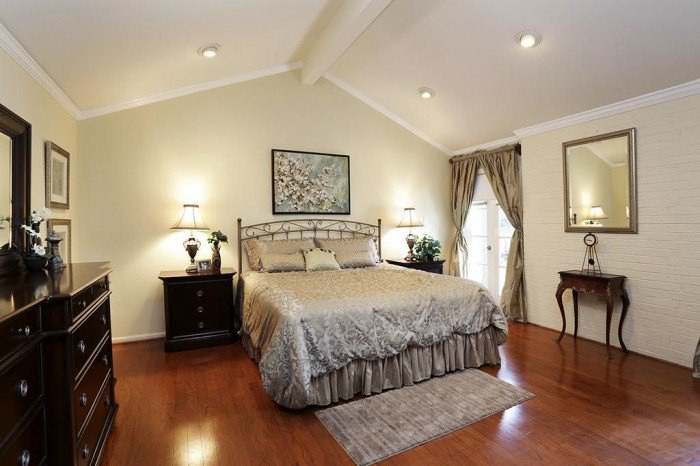 Bedroom Recessed Lighting
 20 Bedroom Designs With Vaulted Ceilings