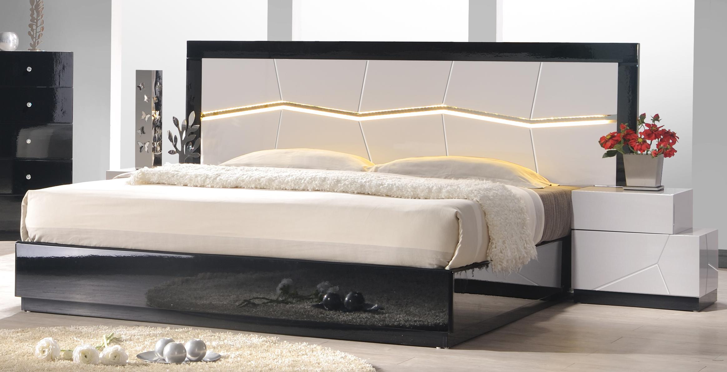 Bedroom Set With Led Lights
 LUXOR MODERN QUEEN SIZE GREY BLACK W LED LIGHT BEDROOM