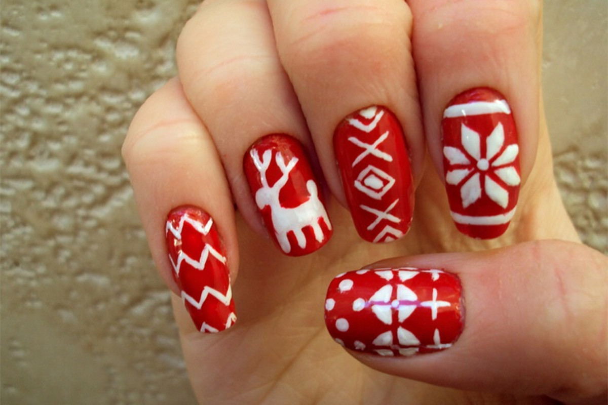 Best Holiday Nail Colors
 5 Best Nail Gel Polishes As Christmas Gifts