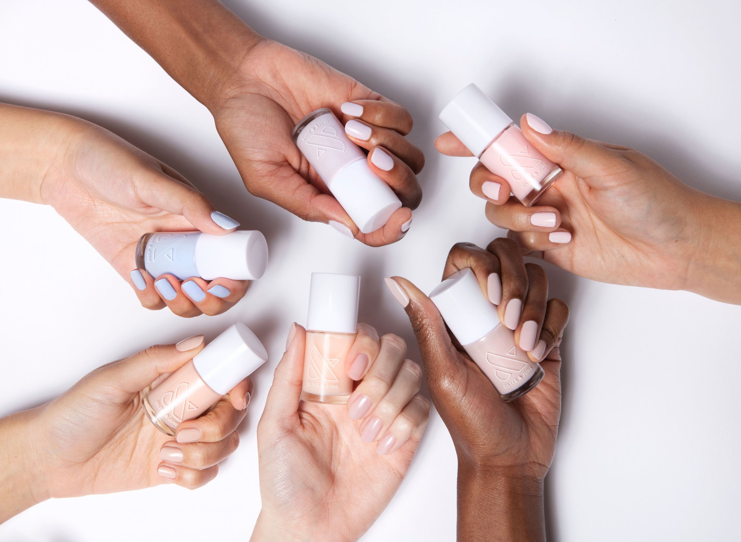 Best Neutral Nail Colors
 The best neutral nail polish shade for all skin tones
