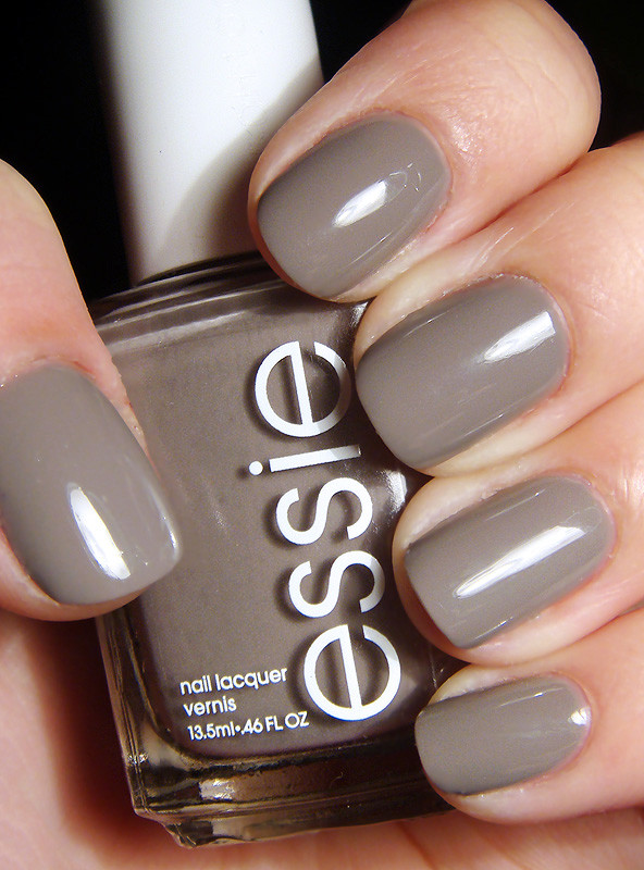 Best Neutral Nail Colors
 20 Most Popular Essie Nail Polish Colors