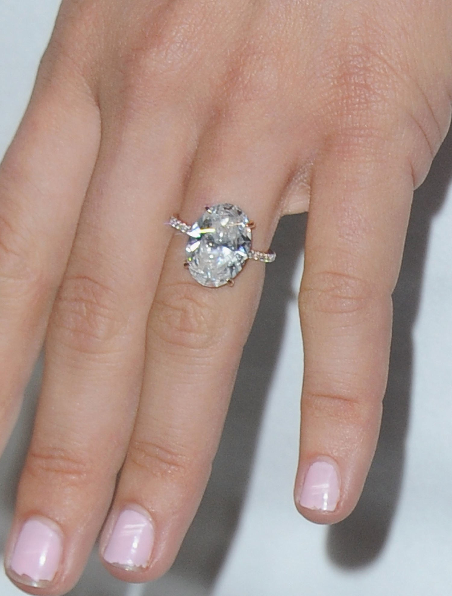 Best Wedding Ring
 The 7 Most Gorgeous Celebrity Engagement Rings of 2015