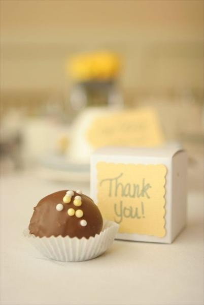 Big Thank You Gift Ideas
 Gourmet Chocolate Wedding Favors