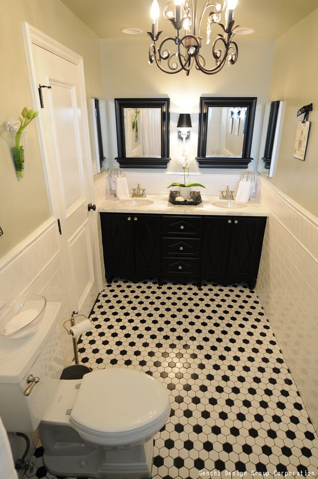 Black And White Bathroom Decor
 How To Decorate Your Bathroom Using Black & White