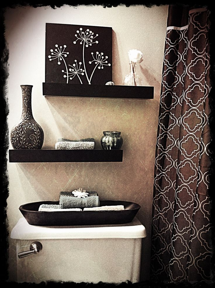 Black And White Bathroom Decor
 Different Ways Decorating A Bathroom