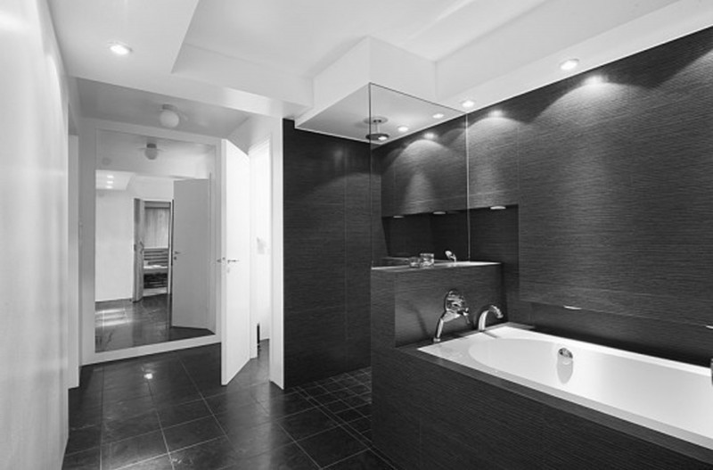 Black And White Bathroom Decor
 20 Modern Bathrooms With Black Shower Tile