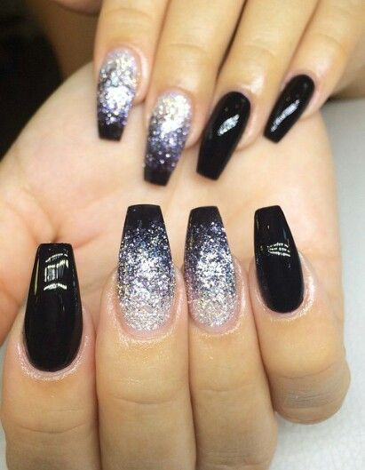 Black Glitter Ombre Nails
 37 Black Glitter Nails Designs That You Can Make – Eazy Glam