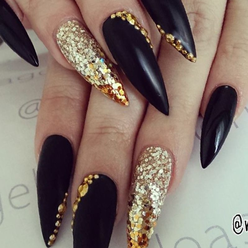 Black Gold Nail Designs
 32 Black And Gold Nail Designs Stylepics