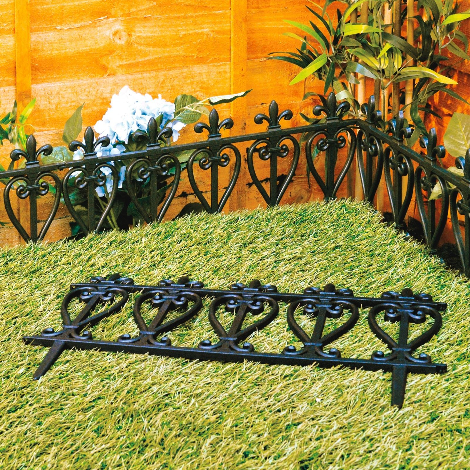 Black Metal Landscape Edging
 Garden Edging Lawn Flowerbed Border Fence Ornate Victorian