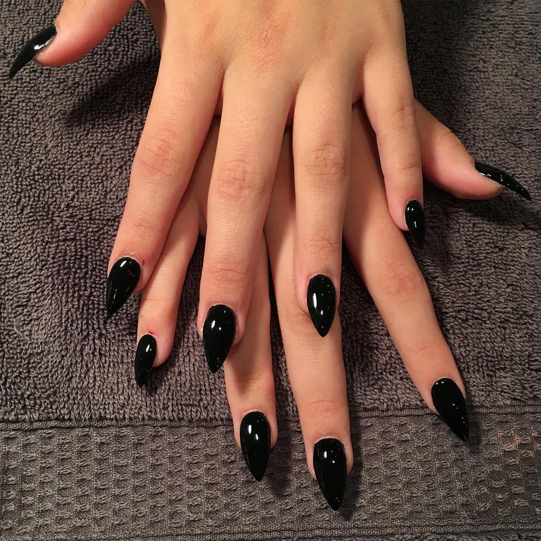 Black Nail Ideas
 34 Black Nail Art Designs Ideas