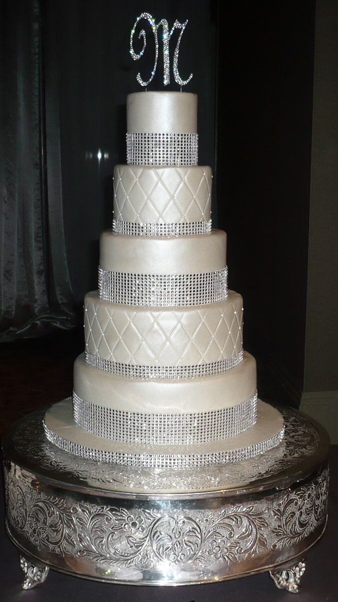 Bling Wedding Cakes
 Pin by Lina Robinson on Wedding Cakes