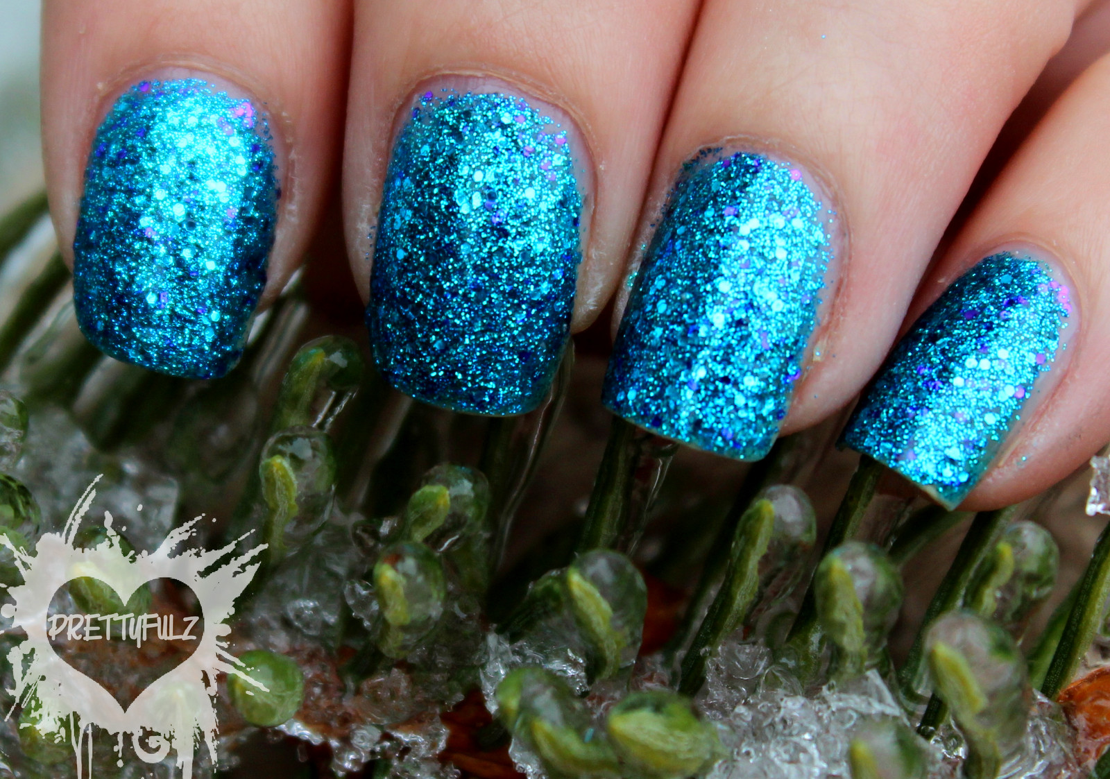 Blue And Glitter Nails
 Prettyfulz fy Sweater Nails & More Updates