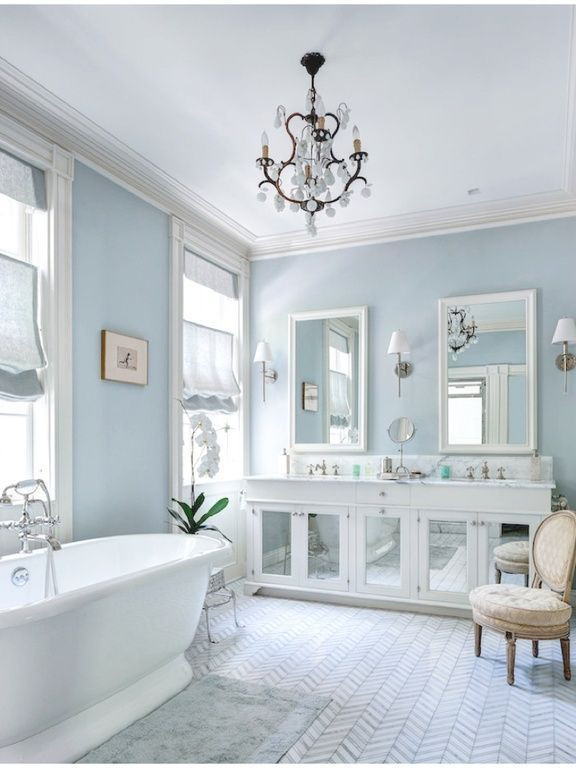 Blue Bathroom Walls
 33 Elegant White Master Bathroom Ideas 2020 s