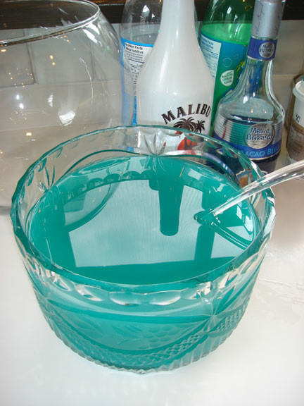 Blue Hawaiian Punch Recipes For Baby Showers
 Say Aloha to Blue Hawaiian Baby Shower Drinks