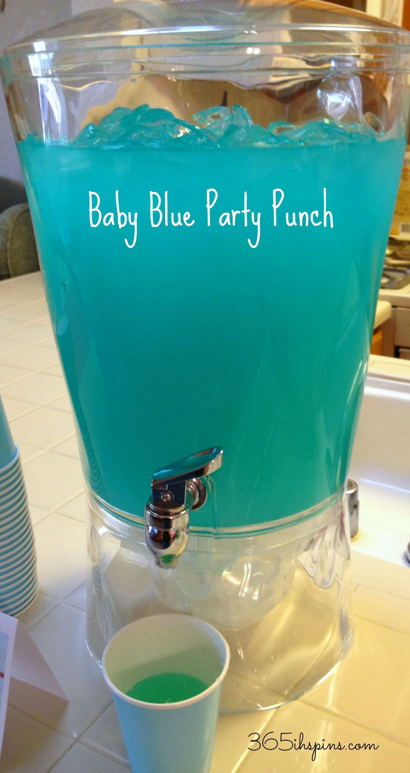 Blue Hawaiian Punch Recipes For Baby Showers
 Blue Punch For Baby Shower