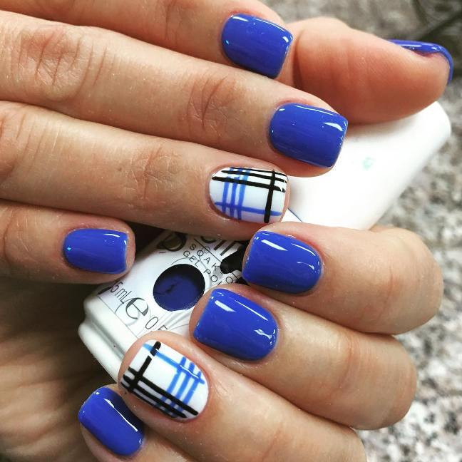 Blue Nail Ideas
 Experience the Glamorous Style of Royal Blue Nail Designs