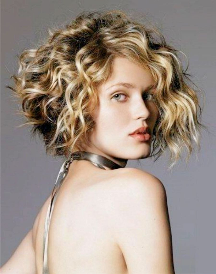 Bob Hairstyles For Curly Hair
 21 Stylish and Glamorous Curly Bob Hairstyle for Women