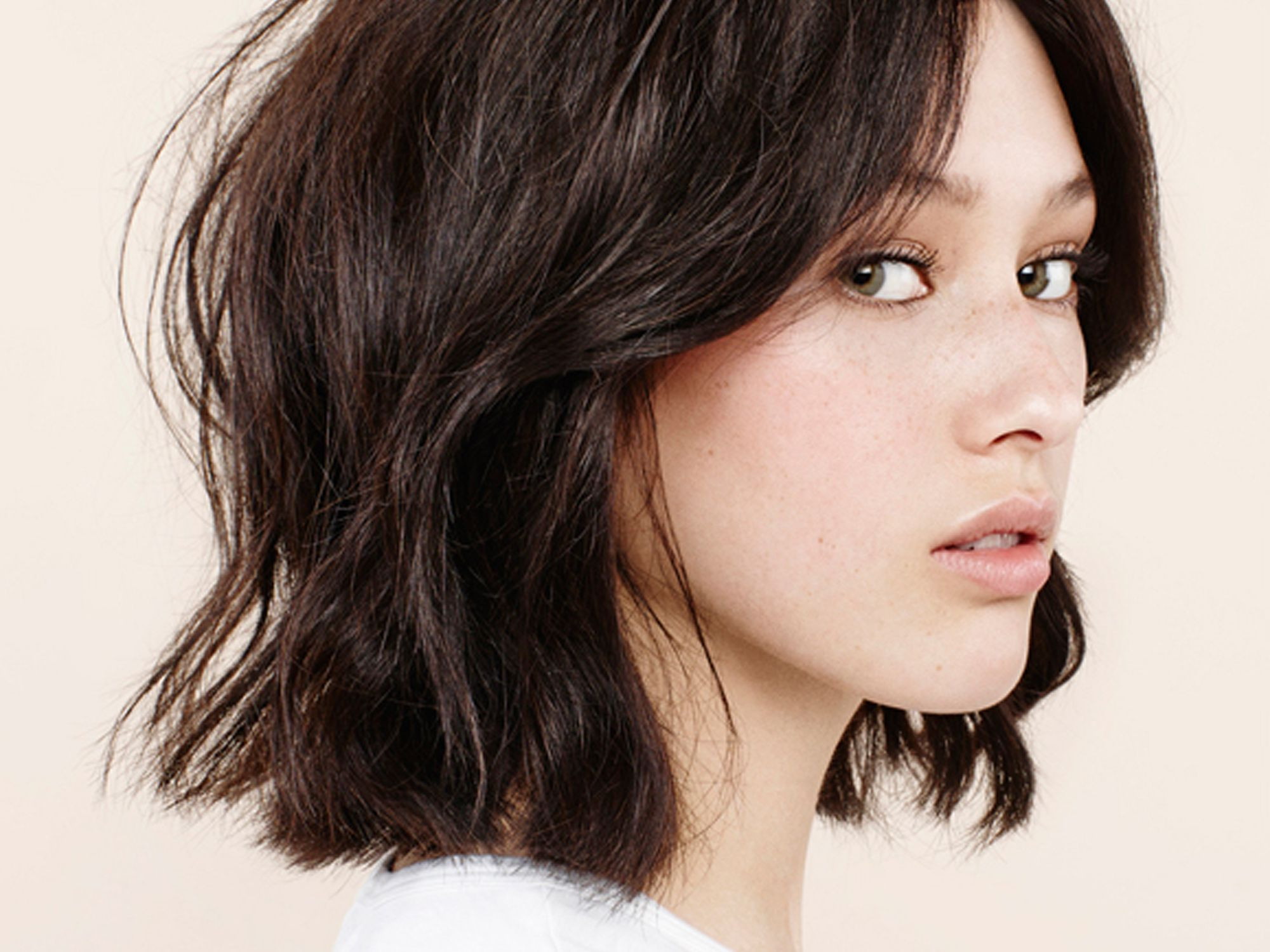 Bobbed Layered Haircuts
 30 Layered Bob Haircuts For Weightless Textured Styles