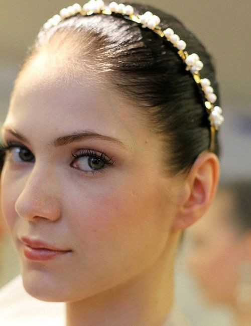 Bobbi Brown Wedding Makeup
 Bobbi Brown bridal makeup for Oscar de la Renta