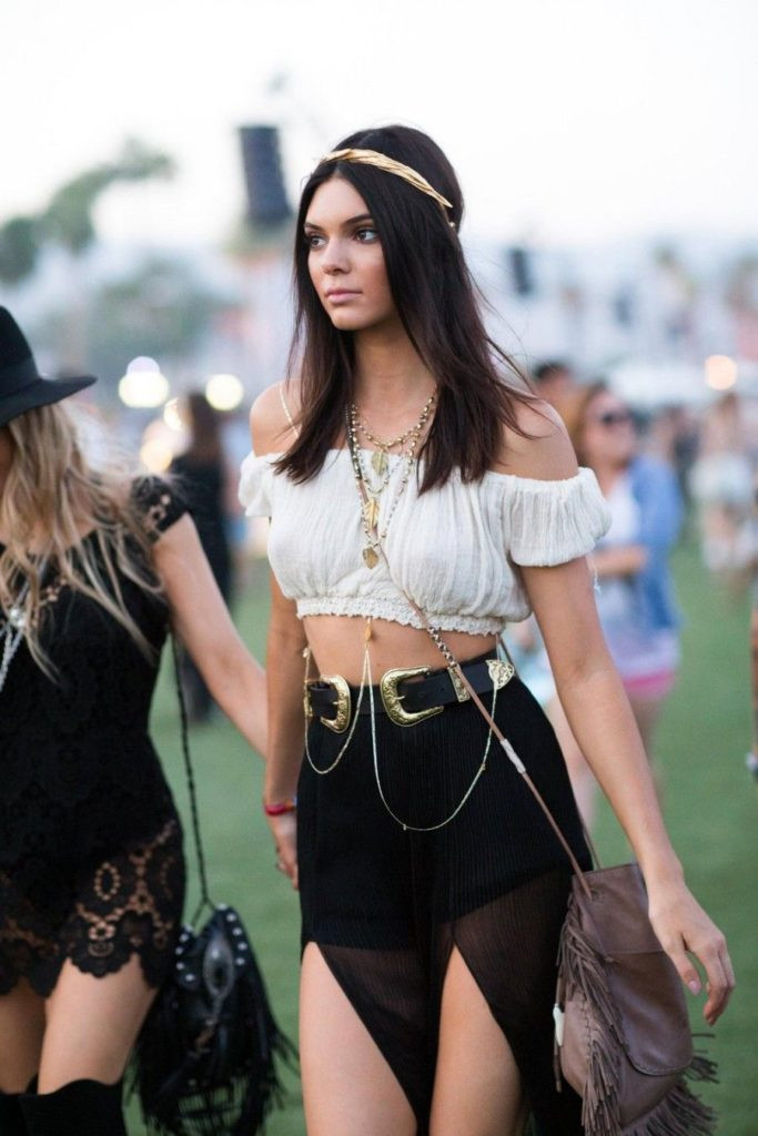 Body Jewelry Coachella
 33 Coachella Outfits That ll Inspire You