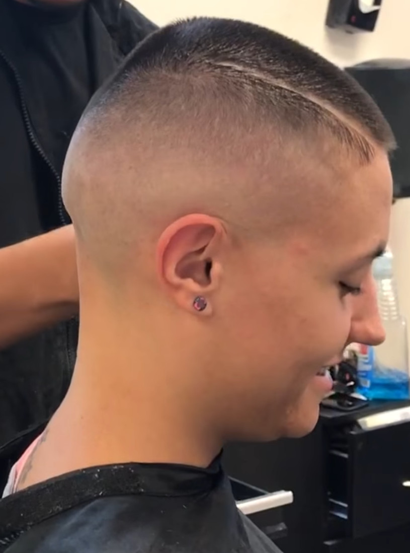 Boyfriend Cut Girlfriend Hair
 Her boyfriend convinced her to a barbershop high n