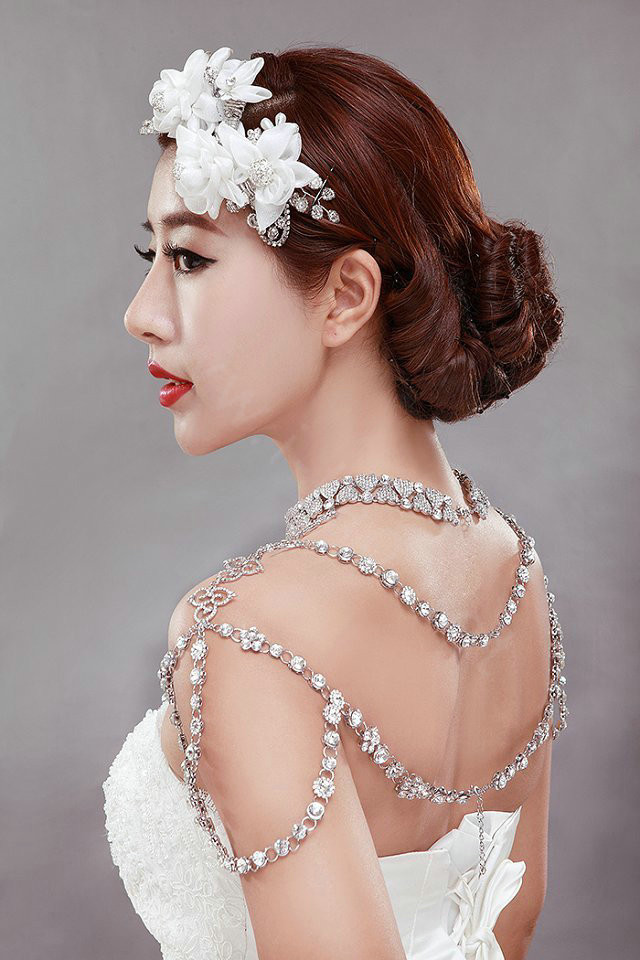 Bridal Body Jewelry
 Buy Wholesale Retro Queen Heart Crystal Bridal Necklace