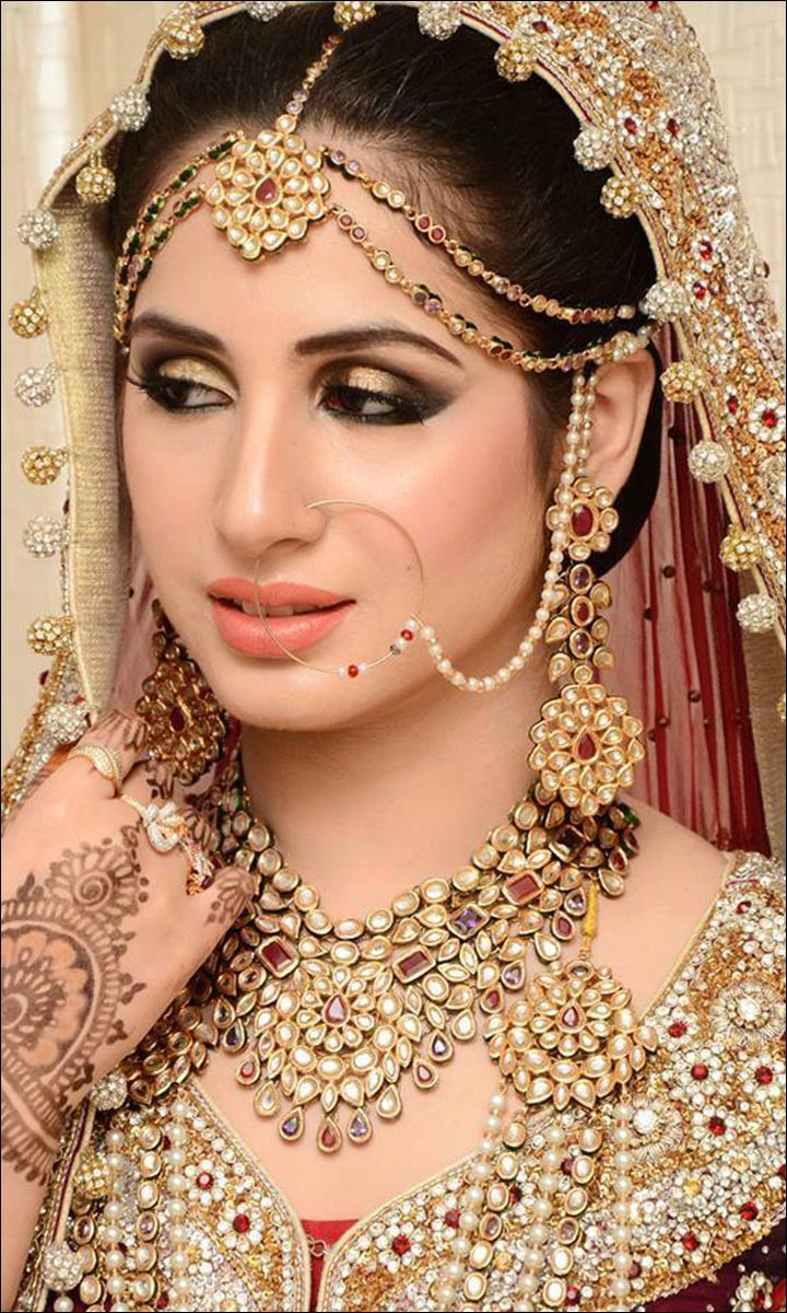 Bridal Looks
 11 Different Indian Bridal Looks to Make Heads Turn