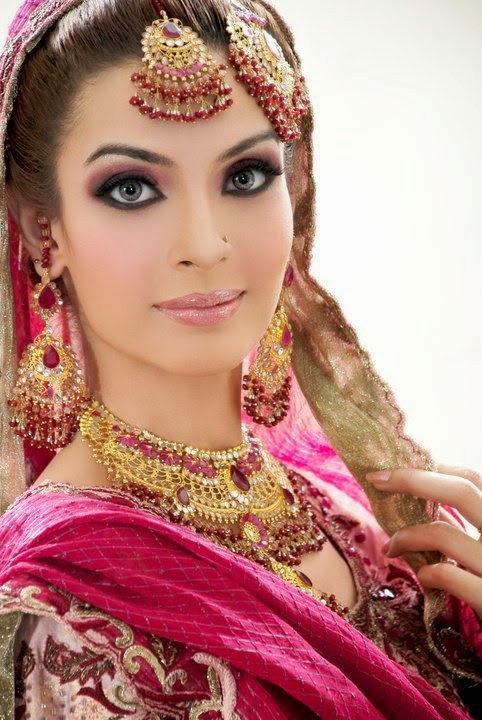 Bridal Party Makeup
 New Pakistani Bridal Makeup 2015 16 Fashionip