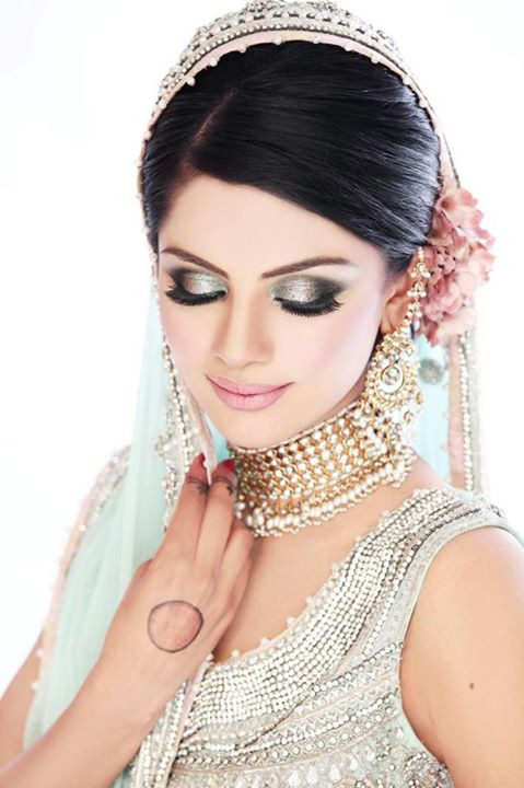 Bridal Party Makeup
 Najla’s Beauty Clinic and Institute plete Details