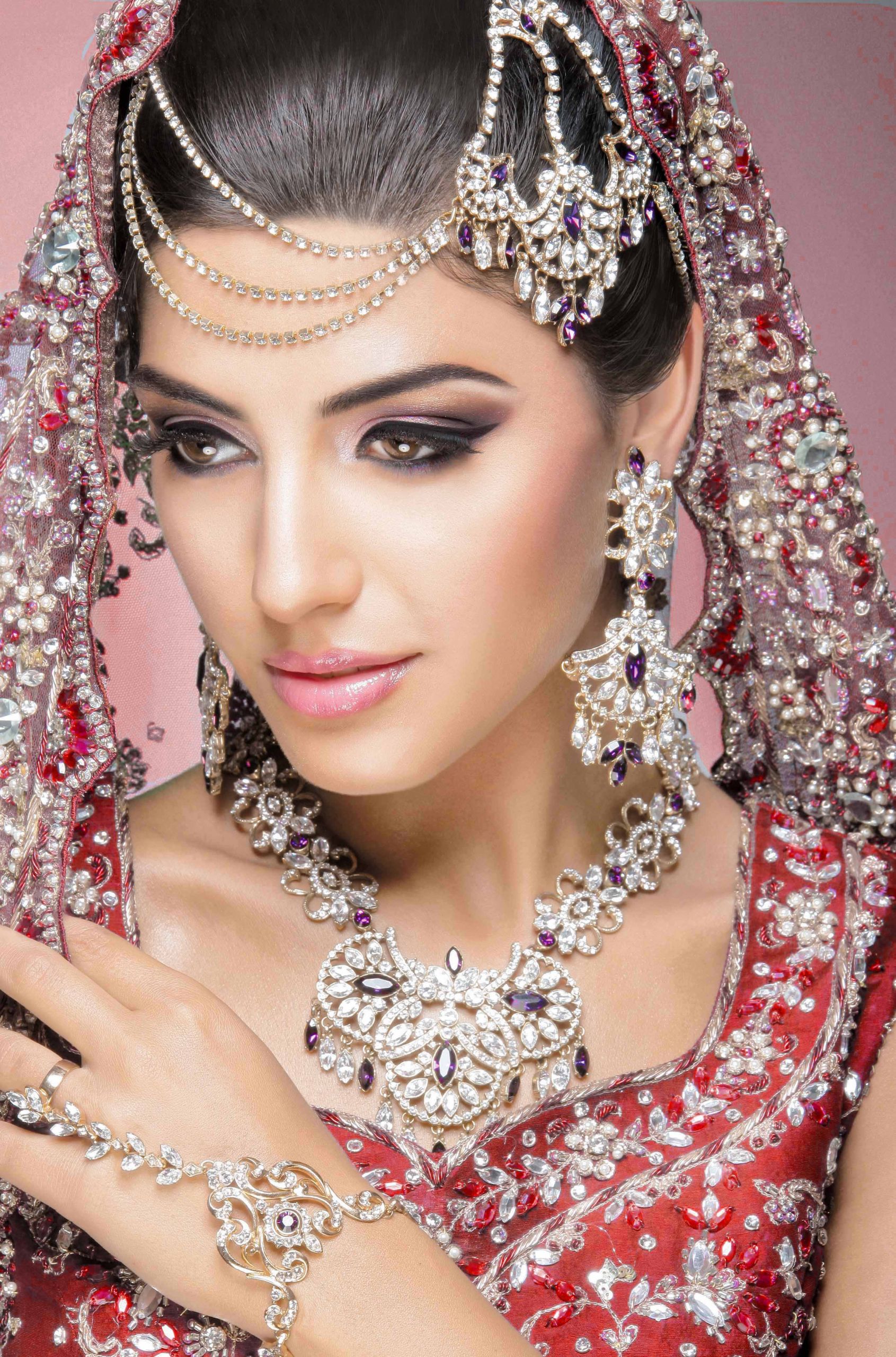 Brides Make Up
 Jasika Beauty Clinic