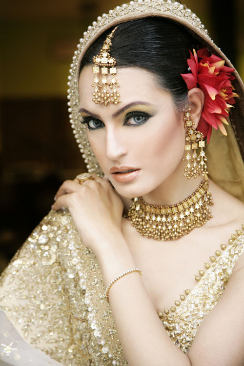 Brides Make Up
 ASIAN DIVAS