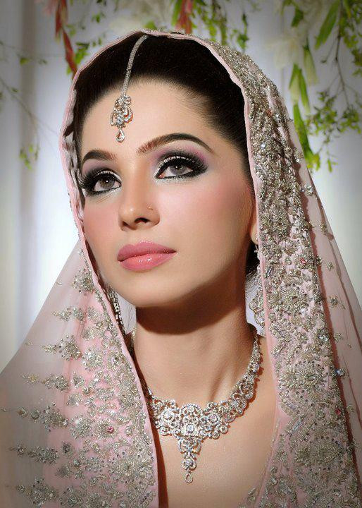 Brides Make Up
 Asian Pakistani Bridal Eye Makeup Made Easy In 10 Simple Steps