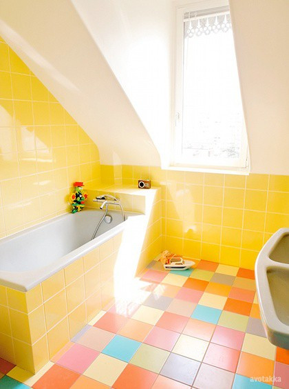 Bright Bathroom Colors
 43 Bright And Colorful Bathroom Design Ideas DigsDigs