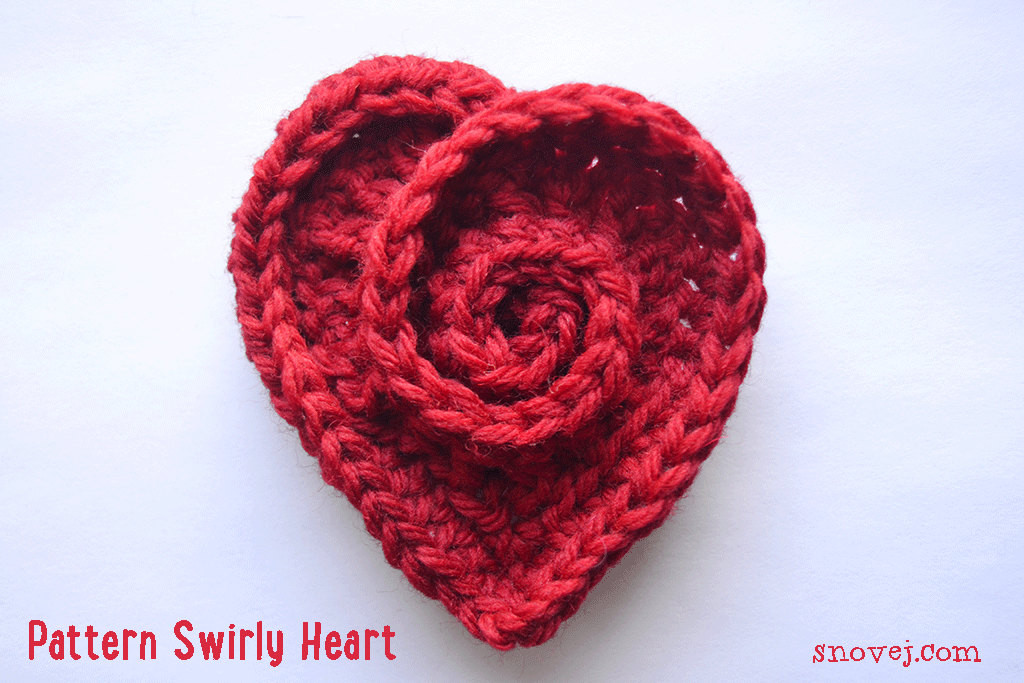Brooches Crochet
 Pattern Crochet Swirly Heart Pin Brooch US & UK terminology