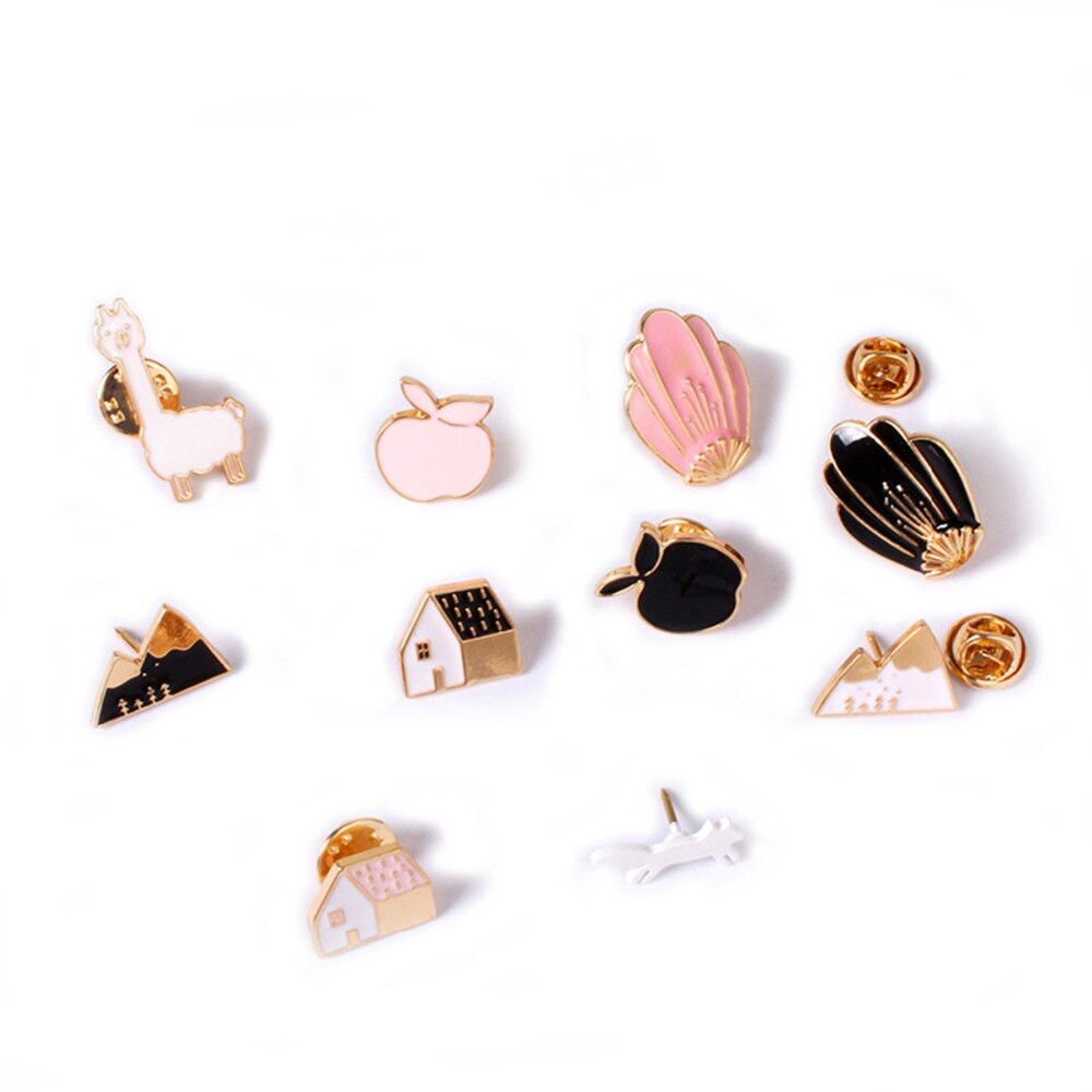 Brooches Cute
 Fashion small Enamel Brooches For Women clothing