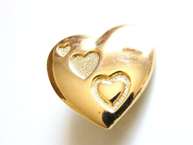 Brooches Heart
 Vintage Heart Pin Brooch Collector s Variety Club Gold